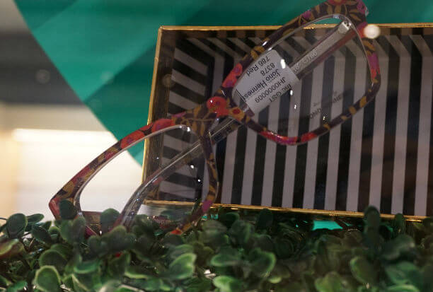 Jono Hennessy 8378 jono hennessy colourful frames